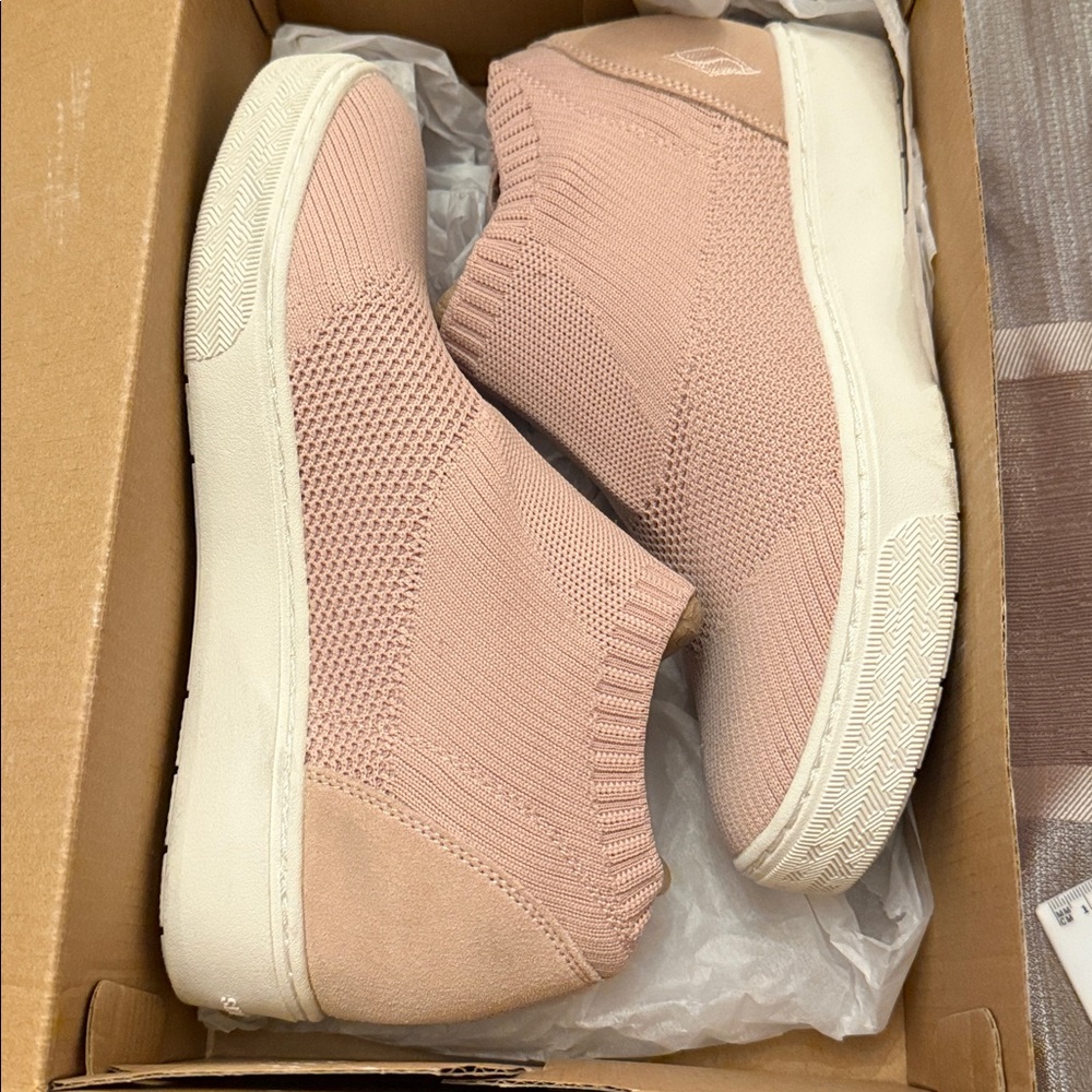 Pink Slip-On Sneakers By  Skechers Street called Weaver fever wedge heel